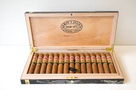 Buy Romeo y Julieta Wide Churchills Gran Reserva Cosecha 2009